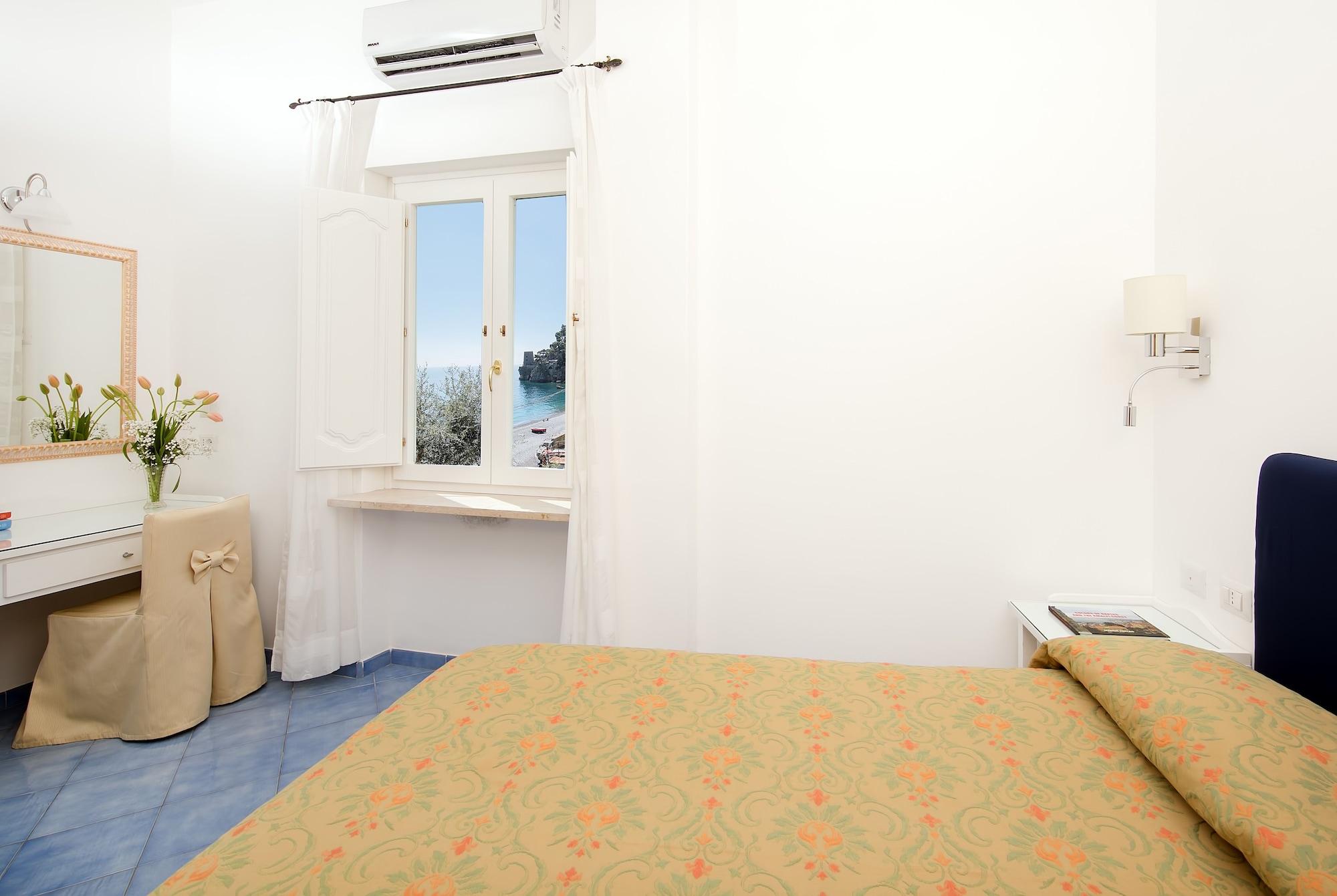 Hotel Pupetto Positano Esterno foto